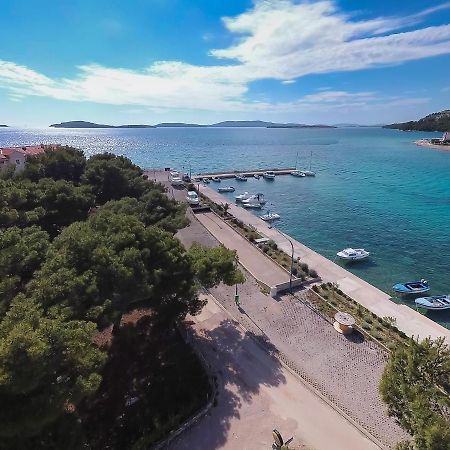 Studio Apartment By The Sea Sibenik Exterior photo
